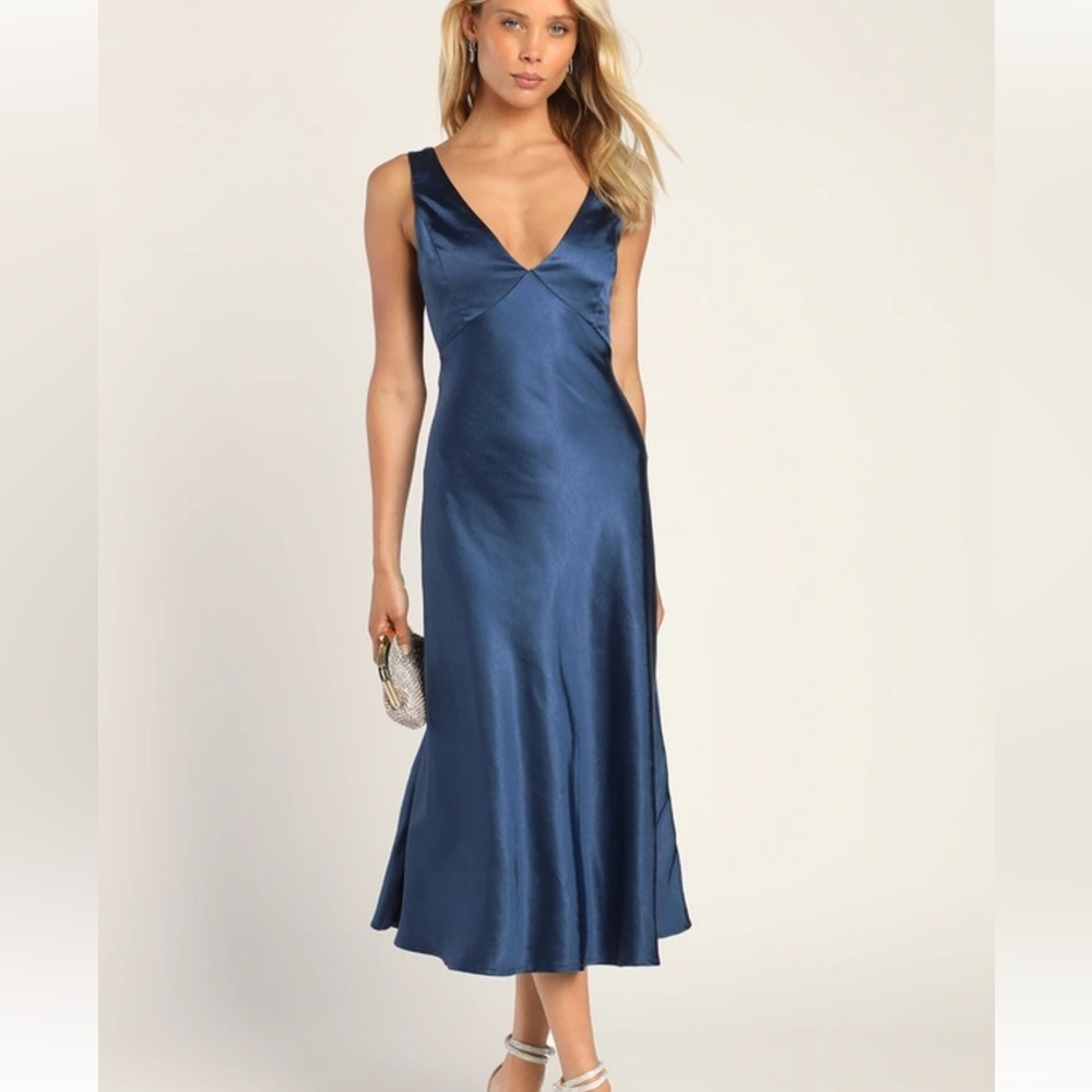 Lulus Incredible Love Navy Satin Cowl Back Midi Slip Dress Small